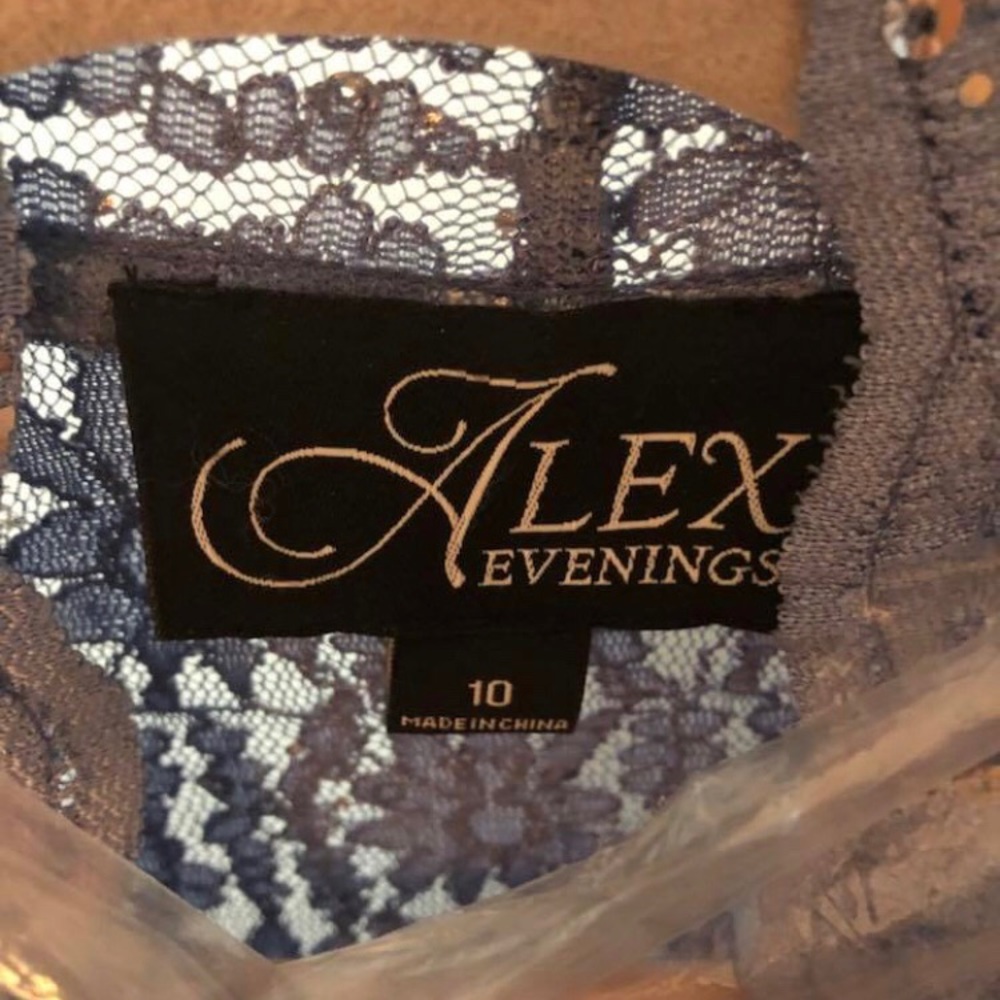 Alex Evenings mother of the bride gown with jacket - Picture 8 of 8